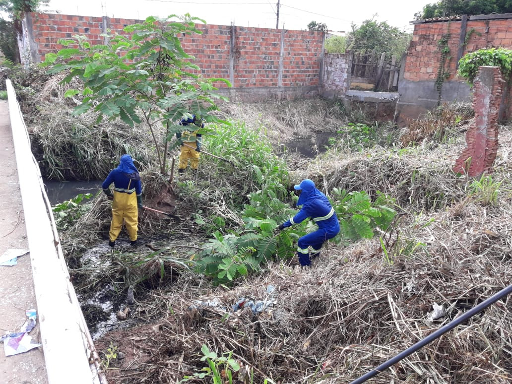 Equipes Refor Am Limpeza De Riachos Para Evitar Alagamentos Entrelinhas